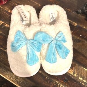 Women's Fuzzy Slippers with Blue Bow